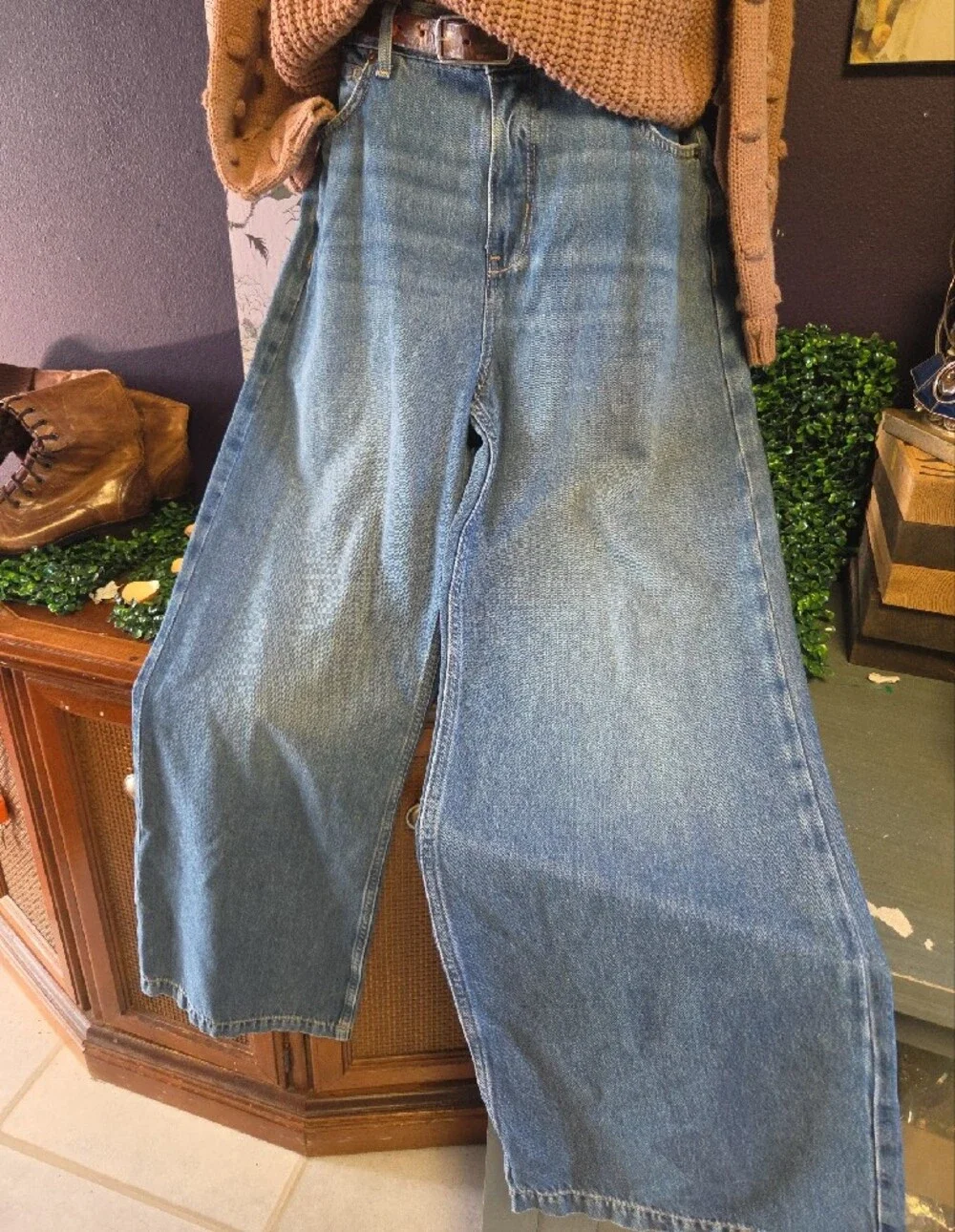Free People -The Stride - Wide Leg Jeans In Walk Away Blue Sz 28